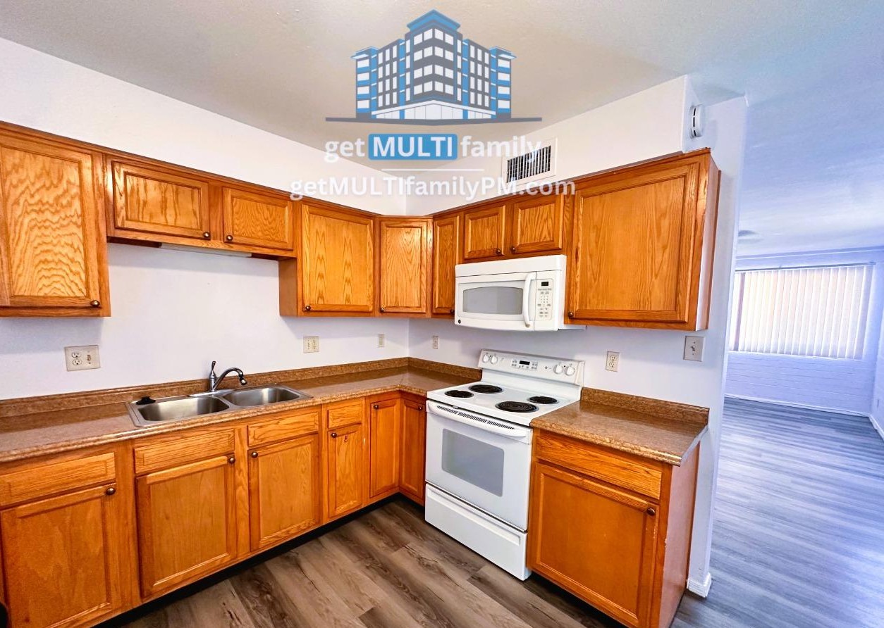10034 North 18th Ave - 1