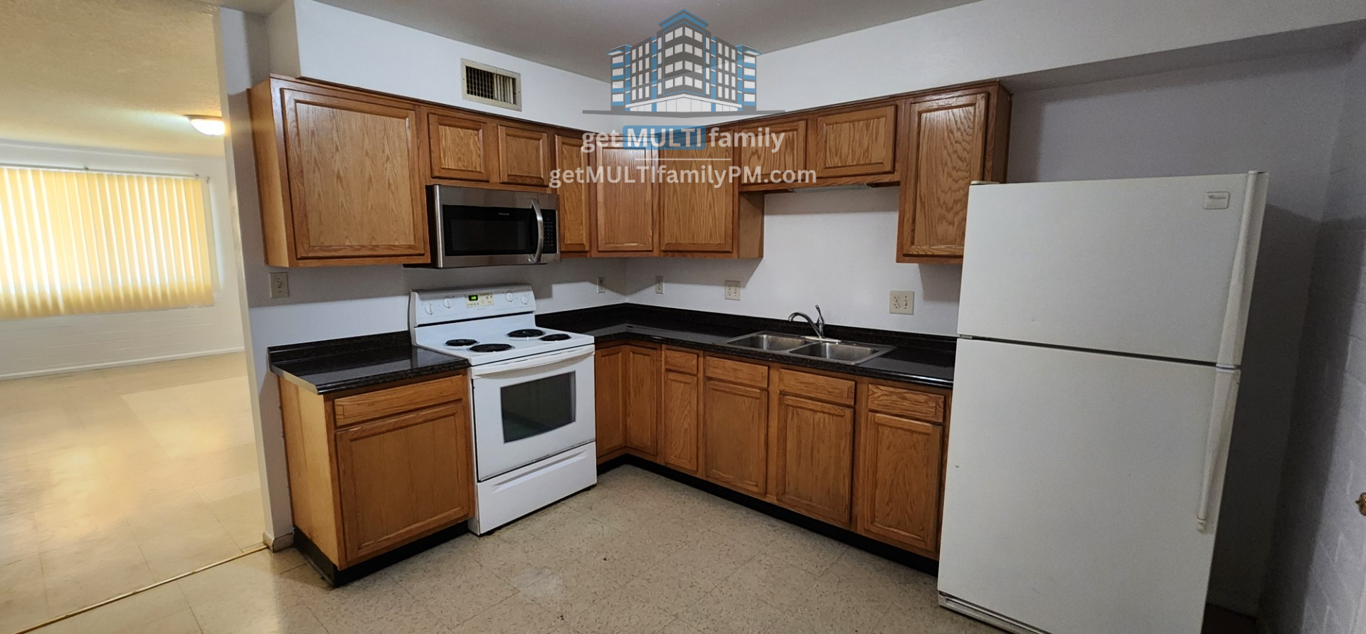 10044 North 18th Ave - 2